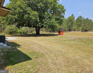 647 Buck Creek Road - Photo Thumbnail 1