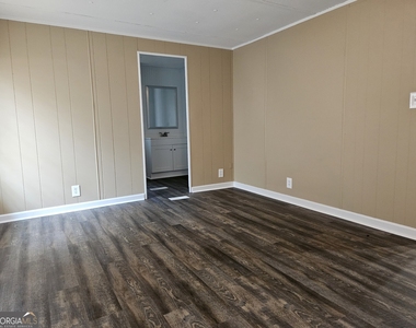 647 Buck Creek Road - Photo Thumbnail 6