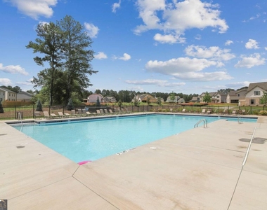 1429 Proust Lane - Photo Thumbnail 10