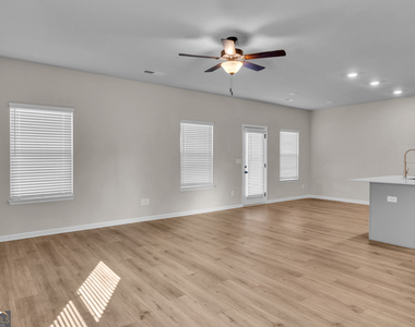 11608 Winston Drive - Photo Thumbnail 4
