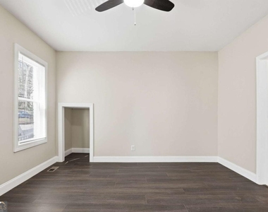 393 8th Street Ne - Photo Thumbnail 15