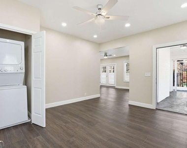 393 8th Street Ne - Photo Thumbnail 2