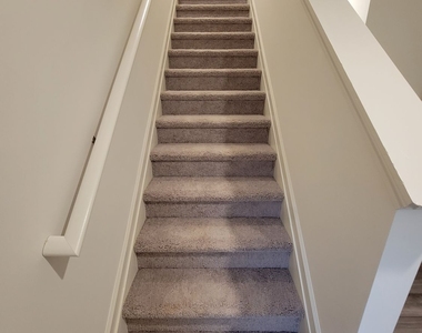 3560 Eagle Court Sw - Photo Thumbnail 20