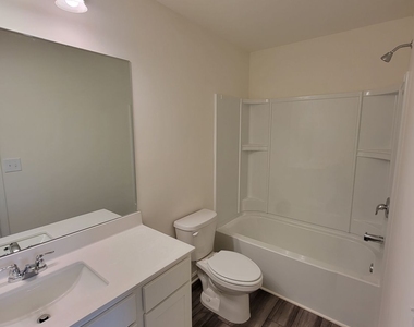 3560 Eagle Court Sw - Photo Thumbnail 36