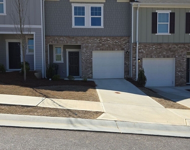 3560 Eagle Court Sw - Photo Thumbnail 1