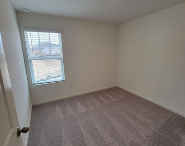 3560 Eagle Court Sw - Photo Thumbnail 28