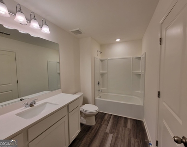 3560 Eagle Court Sw - Photo Thumbnail 23