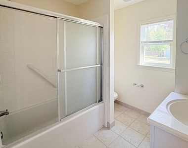 600 Margaret Street - Photo Thumbnail 35