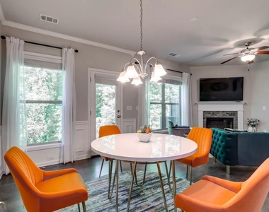 2525 Norwood Park Crossing - Photo Thumbnail 6