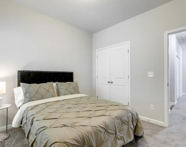 2525 Norwood Park Crossing - Photo Thumbnail 18