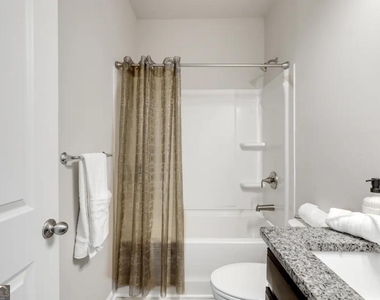 2525 Norwood Park Crossing - Photo Thumbnail 20