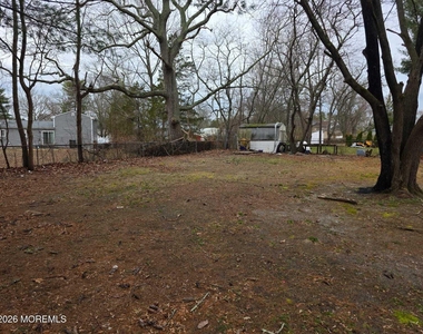 14 Nathan Avenue - Photo Thumbnail 12