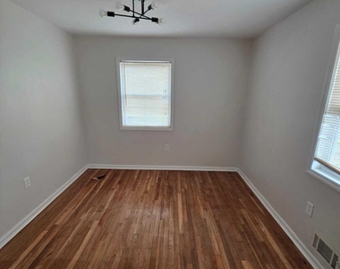 14 Nathan Avenue - Photo Thumbnail 7