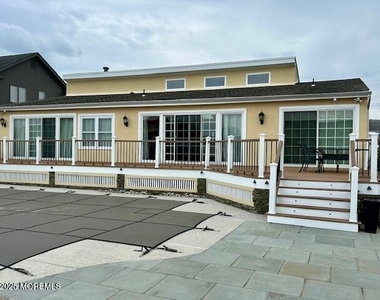 318 Aldo Drive - Photo Thumbnail 23