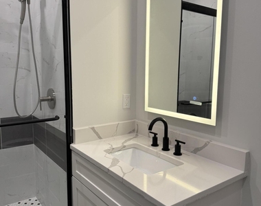 179 Chelsea Avenue - Photo Thumbnail 3