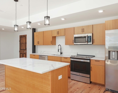 179 Chelsea Avenue - Photo Thumbnail 14