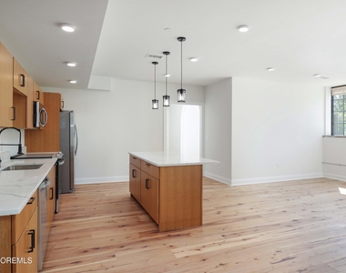 179 Chelsea Avenue - Photo Thumbnail 11