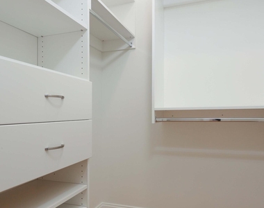 179 Chelsea Avenue - Photo Thumbnail 7