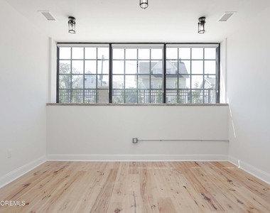 179 Chelsea Avenue - Photo Thumbnail 1