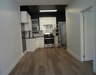 Clinton Avenue - Photo Thumbnail 2