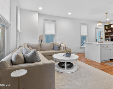 142 Heck Avenue - Photo Thumbnail 6