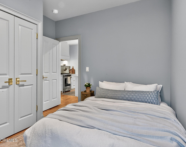 142 Heck Avenue - Photo Thumbnail 19