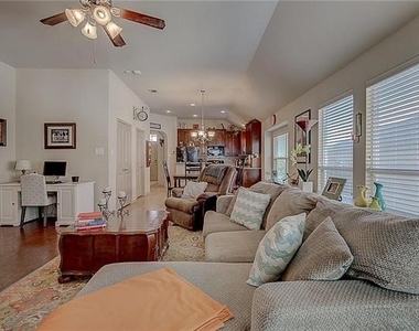 5009 Holliday Drive - Photo Thumbnail 19