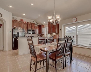 5009 Holliday Drive - Photo Thumbnail 14
