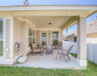 5009 Holliday Drive - Photo Thumbnail 32