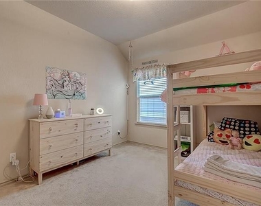 5009 Holliday Drive - Photo Thumbnail 23