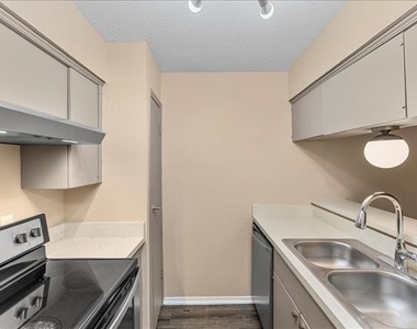 4859 Cedar Springs Road - Photo Thumbnail 9