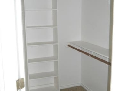 202 Ruger Street - Photo Thumbnail 11