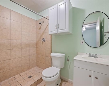 3524 Avenue M - Photo Thumbnail 3