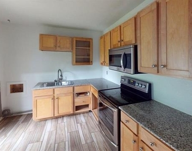 17 Macarthur Drive - Photo Thumbnail 2