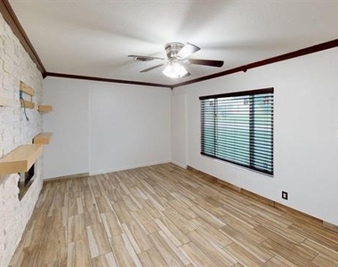 17 Macarthur Drive - Photo Thumbnail 4