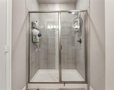 4937 Barcelona Avenue - Photo Thumbnail 26