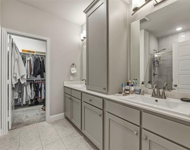 4937 Barcelona Avenue - Photo Thumbnail 24