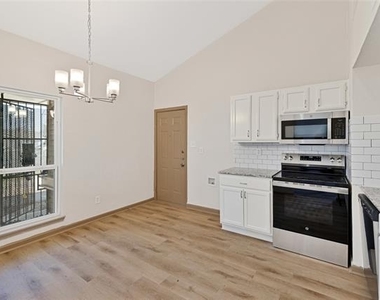 9456 Culberson Street - Photo Thumbnail 6