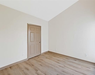 9456 Culberson Street - Photo Thumbnail 12