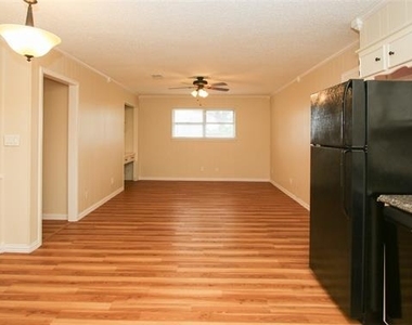 5301 Wooten Drive - Photo Thumbnail 6