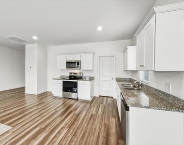 1713 Escondido Drive - Photo Thumbnail 6