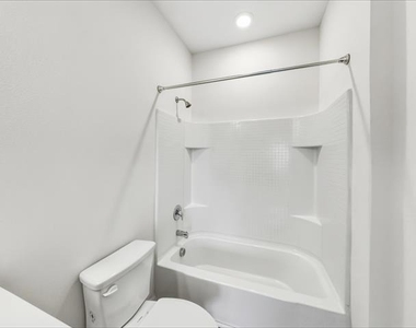 1713 Escondido Drive - Photo Thumbnail 11