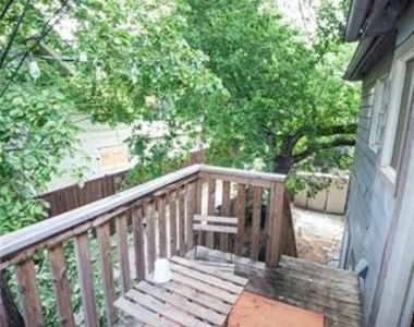 4038 N Roswell Street - Photo Thumbnail 10