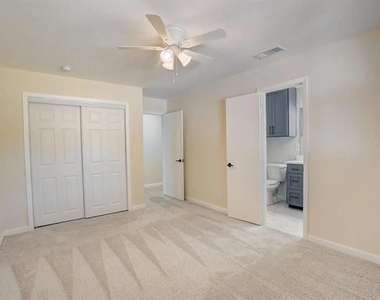 3040 Ponder Place - Photo Thumbnail 22