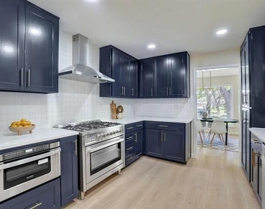 3040 Ponder Place - Photo Thumbnail 17