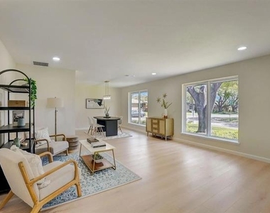 3040 Ponder Place - Photo Thumbnail 5