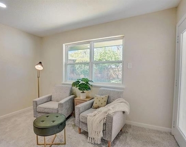 3040 Ponder Place - Photo Thumbnail 4
