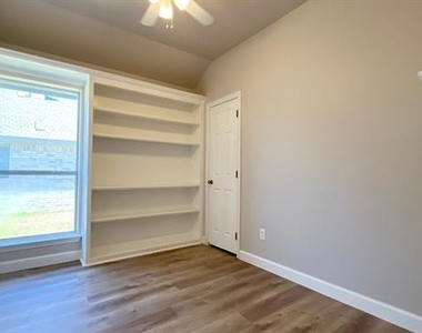 5509 Cypress Drive - Photo Thumbnail 16