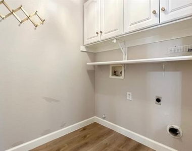 5509 Cypress Drive - Photo Thumbnail 19