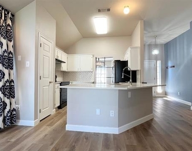 5509 Cypress Drive - Photo Thumbnail 5